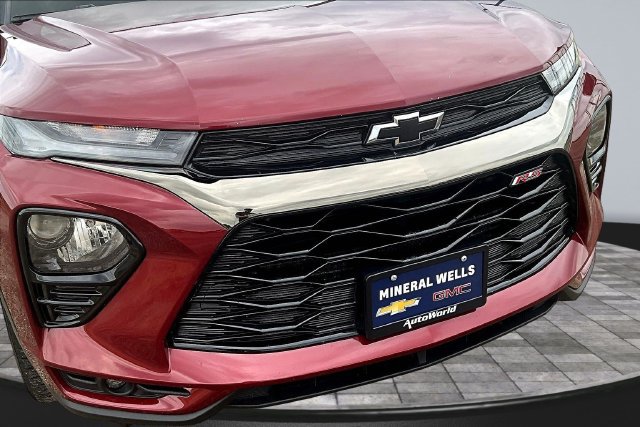 Used 2023 Chevrolet TrailBlazer RS w/ Sun and Liftgate Package FWD image 31