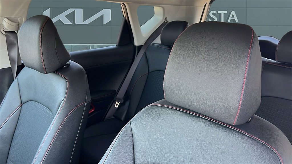 Certified 2025 Kia Soul GT-Line image 11