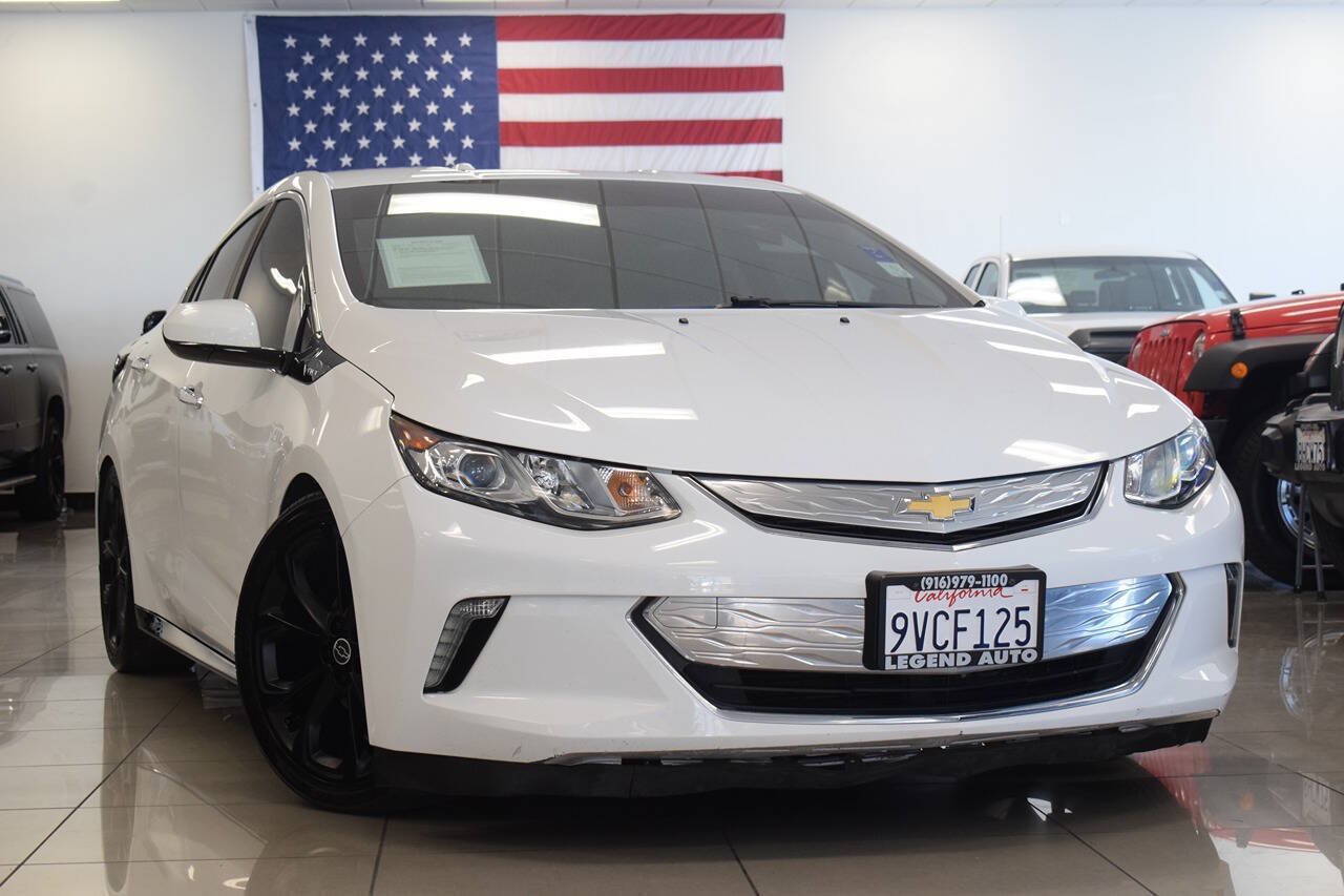 Used 2018 Chevrolet Volt LT FWD image 1