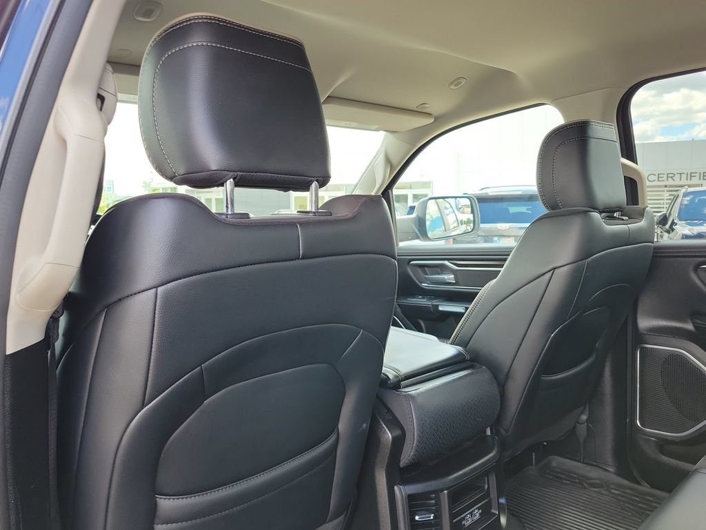 Used 2022 RAM 1500 Laramie AWD/4WD image 33