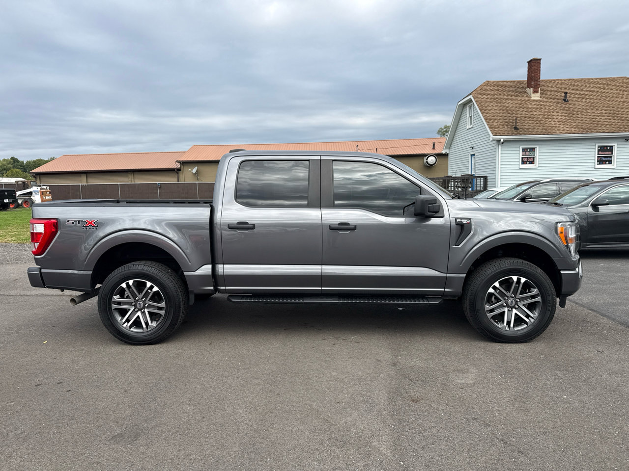 Used 2021 Ford F150 XL w/ STX Appearance Package image 7