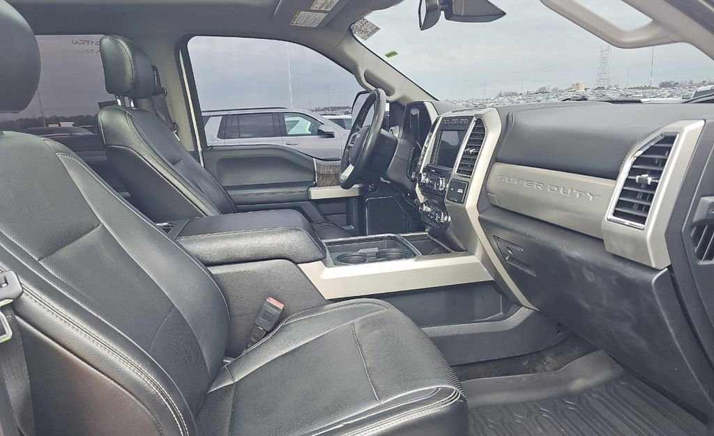 Used 2018 Ford F250 Lariat w/ Lariat Ultimate Package image 12