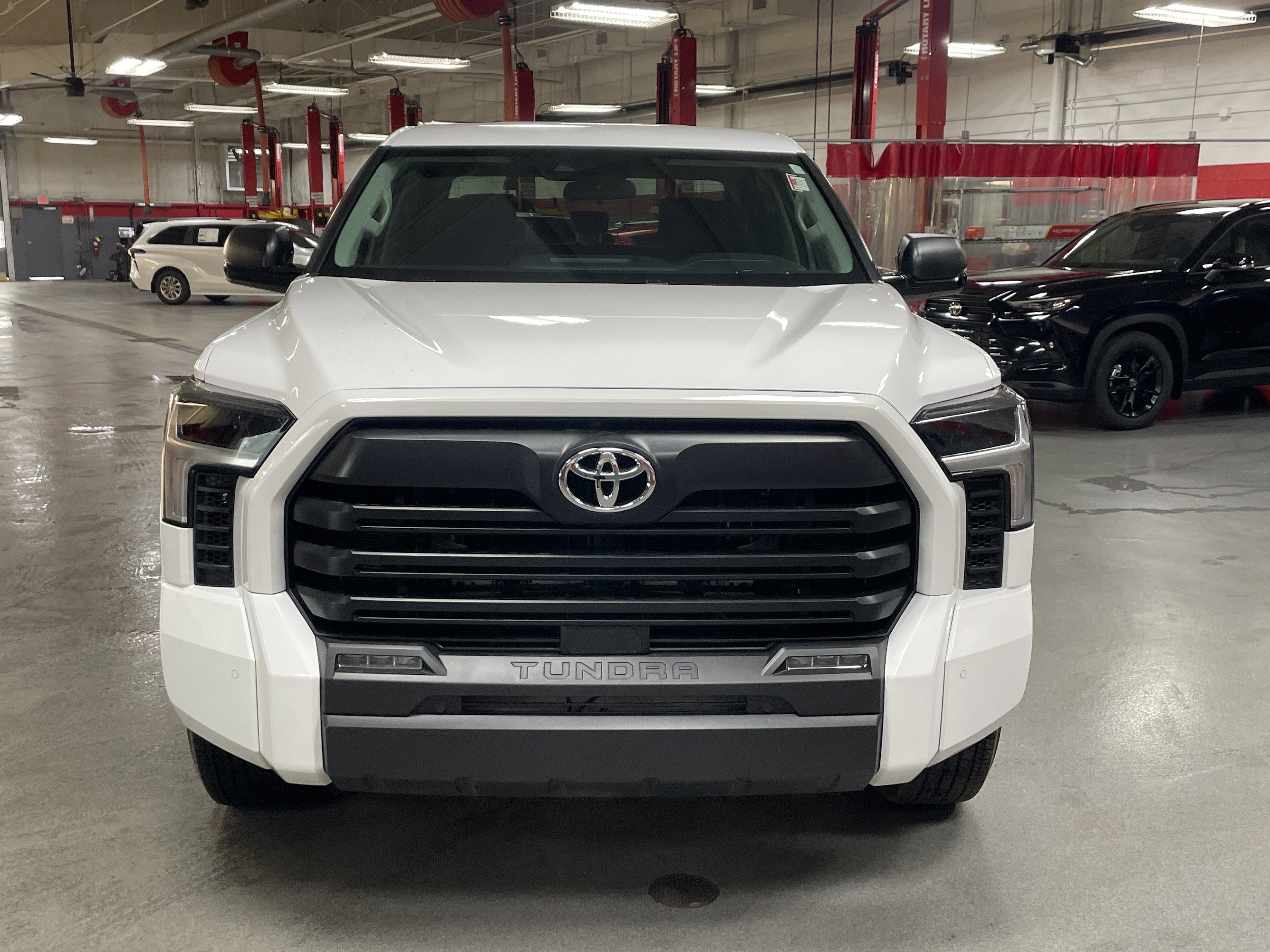 Used 2024 Toyota Tundra SR5 w/ SR5 Convenience Package RWD image 3