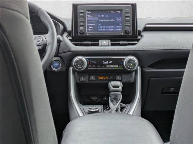 Used 2022 Toyota RAV4 XLE AWD/4WD image 16