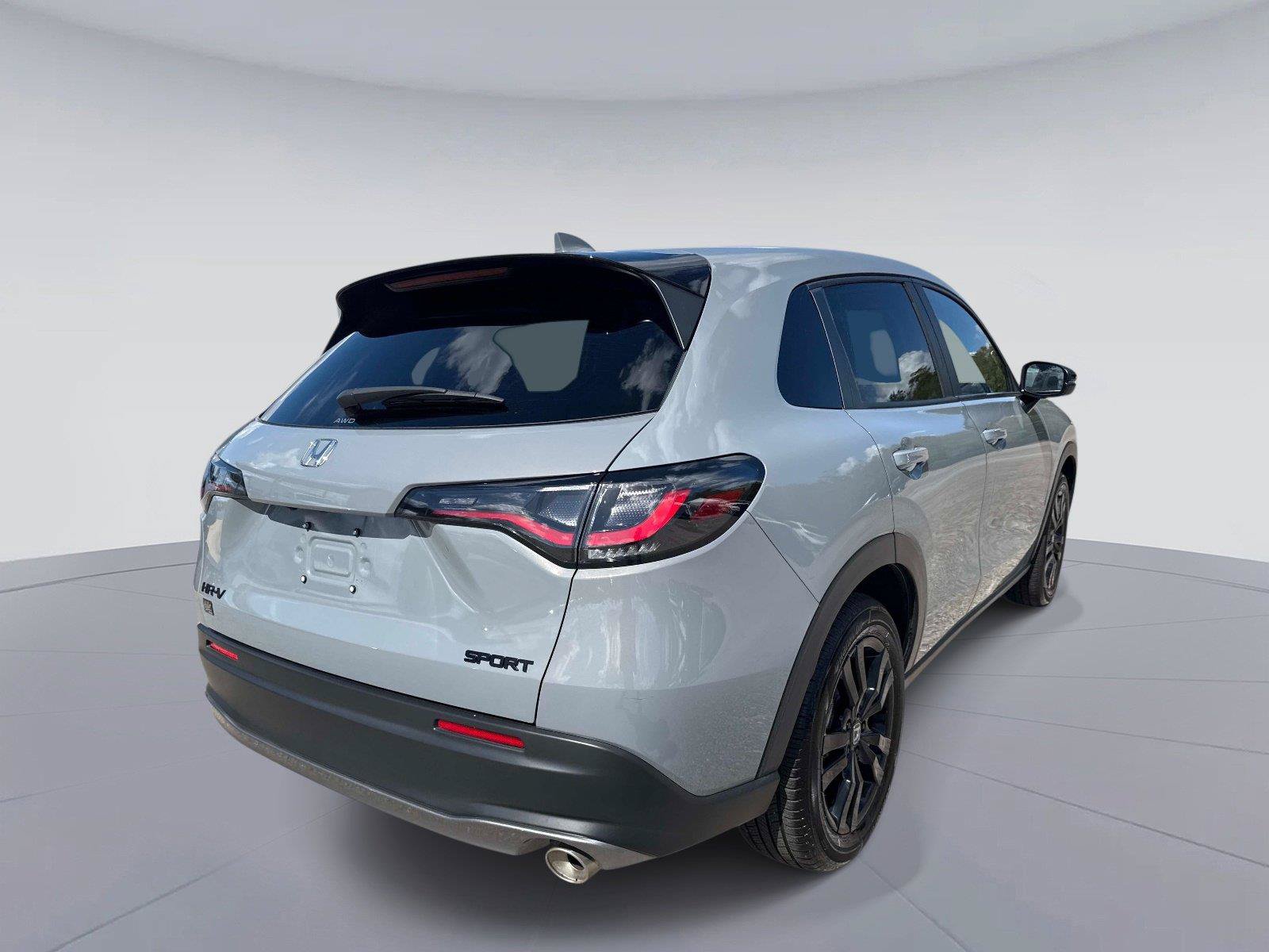 Certified 2026 Honda HR-V Sport image 4