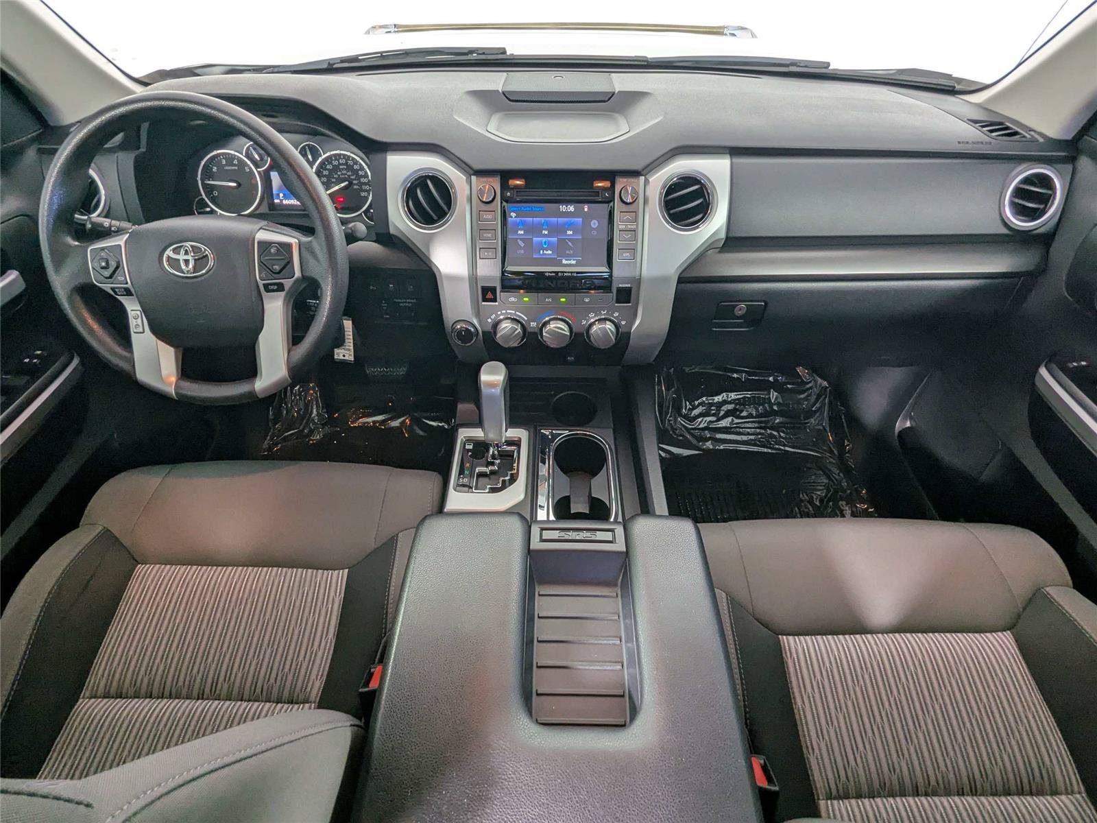 Used 2017 Toyota Tundra SR5 w/ SR5 Upgrade Package AWD/4WD image 35