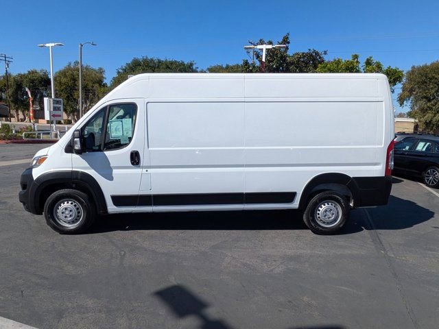 Used 2025 RAM ProMaster 2500 w/ Convenience Group image 15