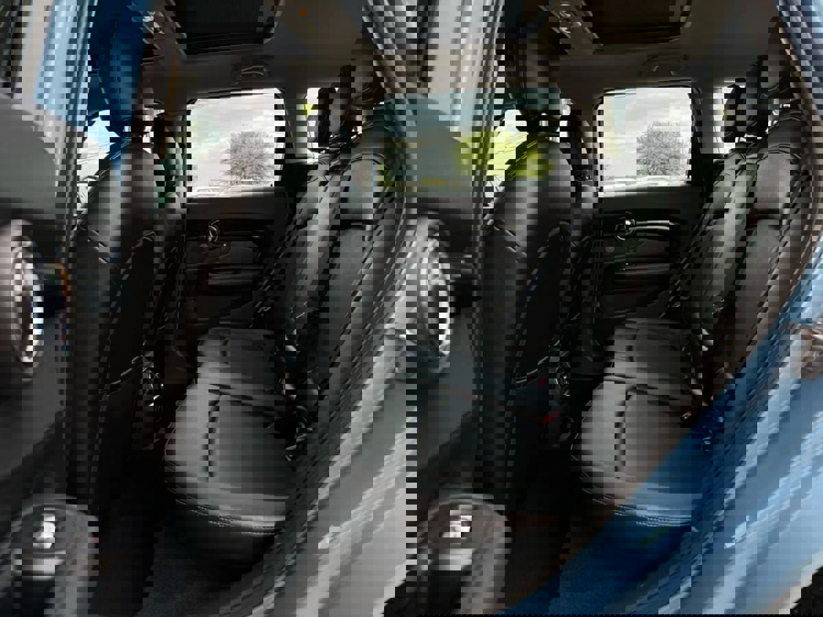 Used 2016 MINI Cooper Clubman image 46