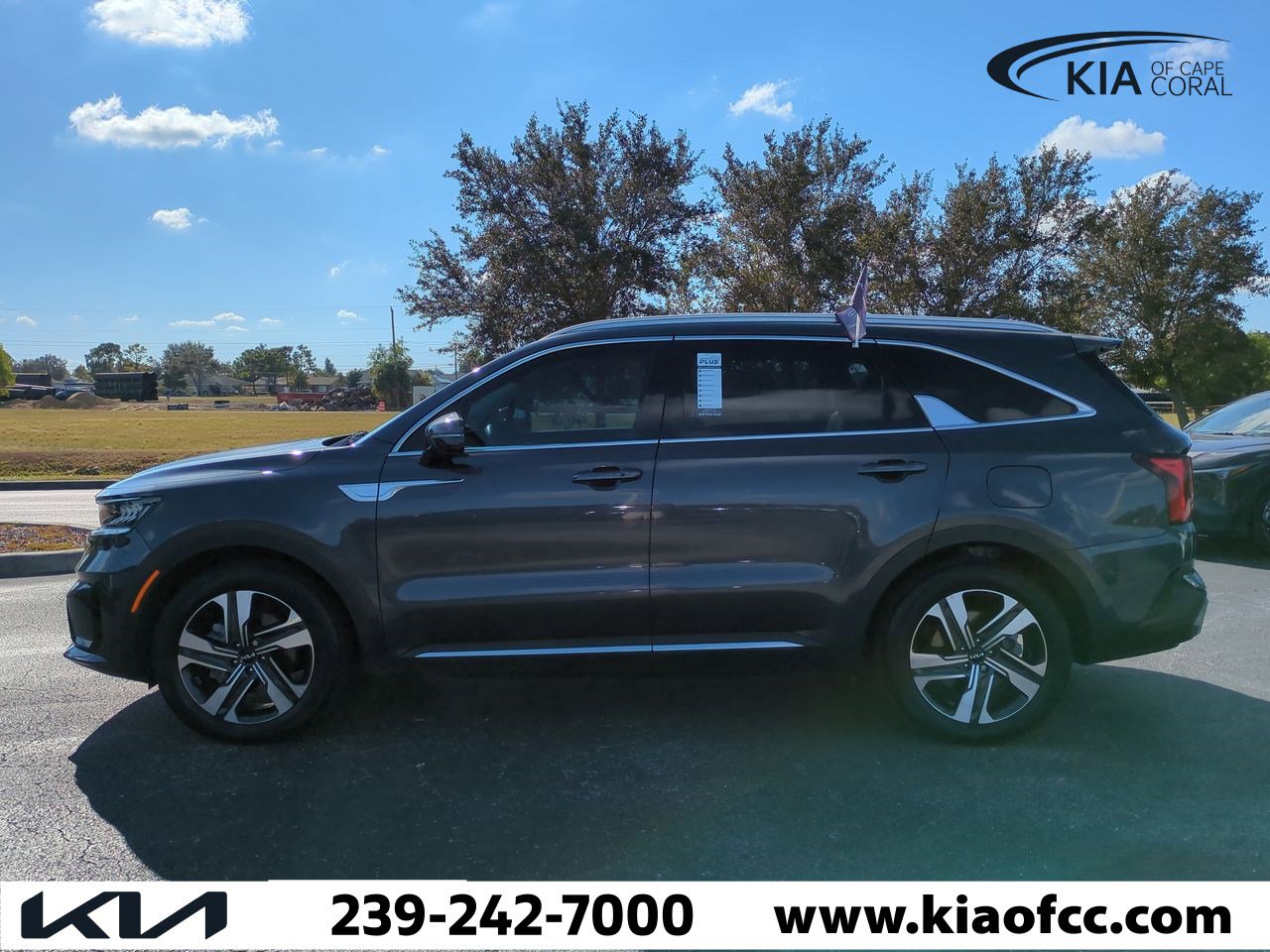 Certified 2023 Kia Sorento EX image 8