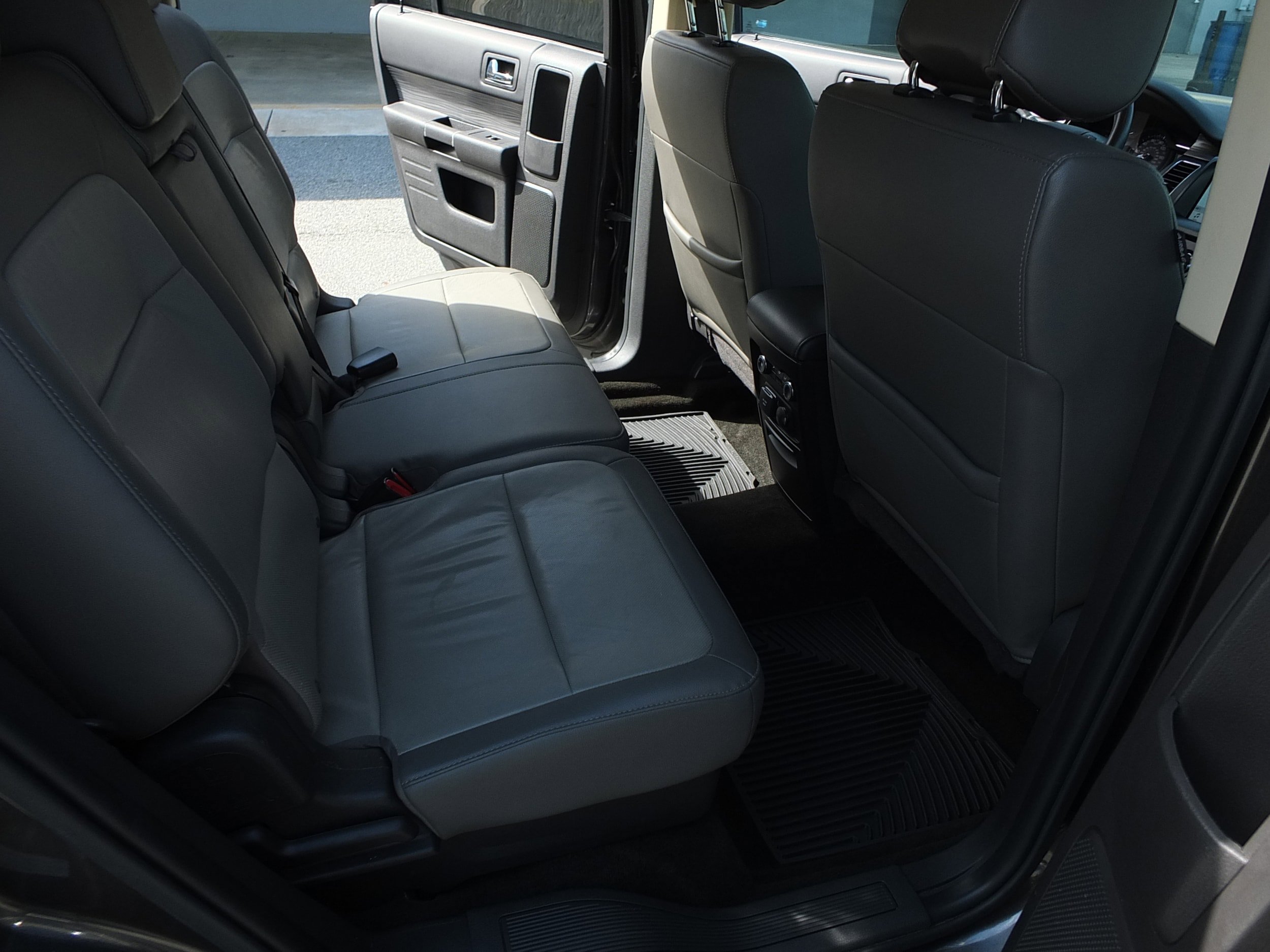 Used 2016 Ford Flex SEL w/ Equipment Group 202A FWD image 13