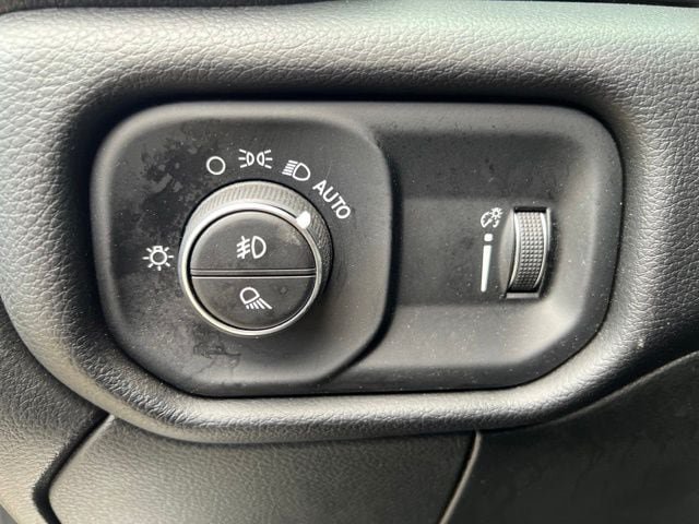 Used 2026 RAM 2500 Big Horn AWD/4WD image 17