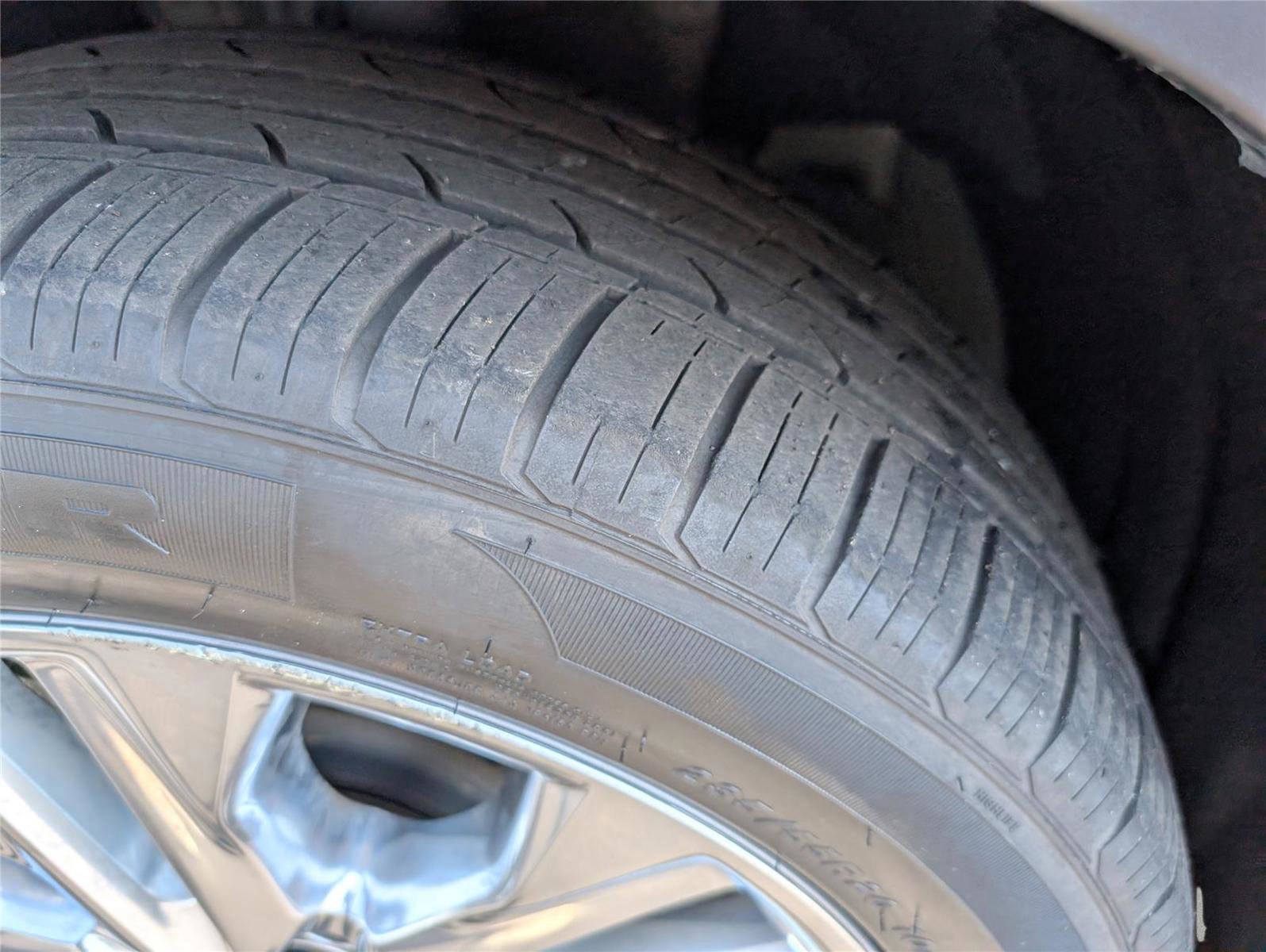 Used 2021 Toyota Highlander Limited image 10