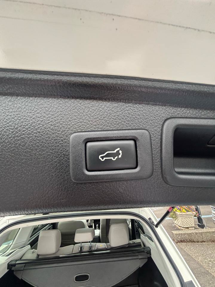 Used 2014 Subaru Forester 2.5i Limited AWD/4WD image 20