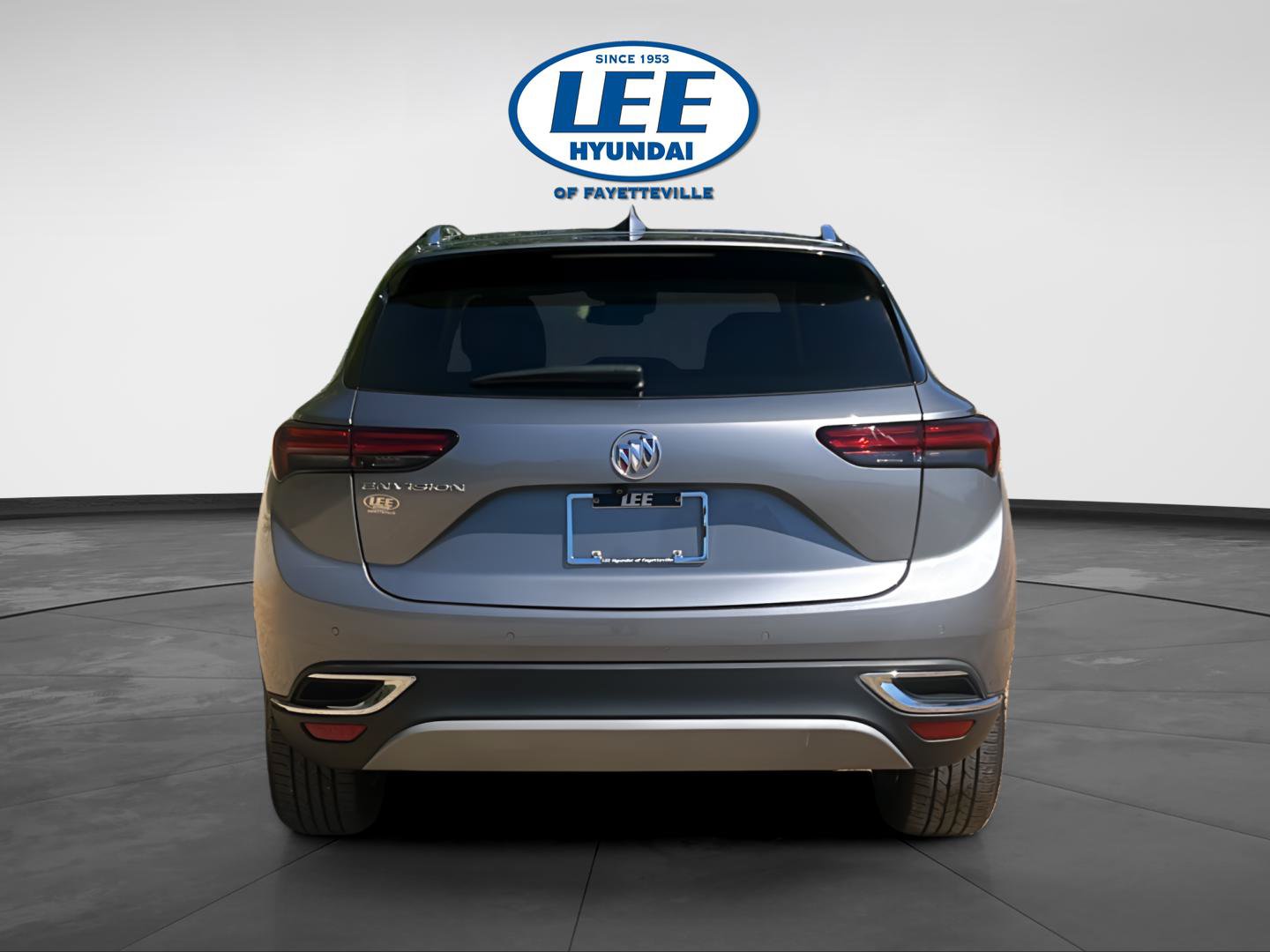 Used 2022 Buick Envision Essence w/ Technology Package I FWD image 4