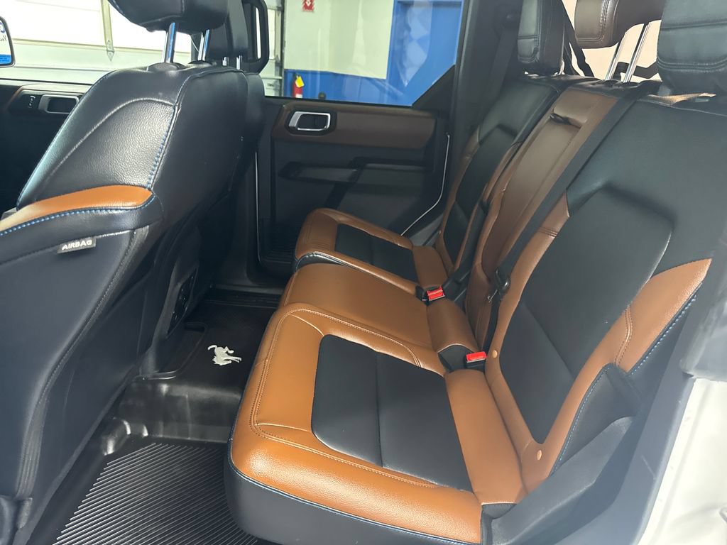 Used 2024 Ford Bronco Outer Banks AWD/4WD image 25