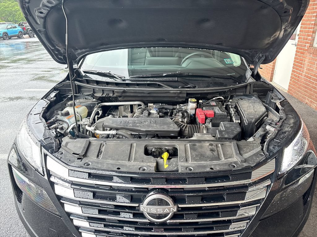 Used 2026 Nissan Rogue SL AWD/4WD image 41