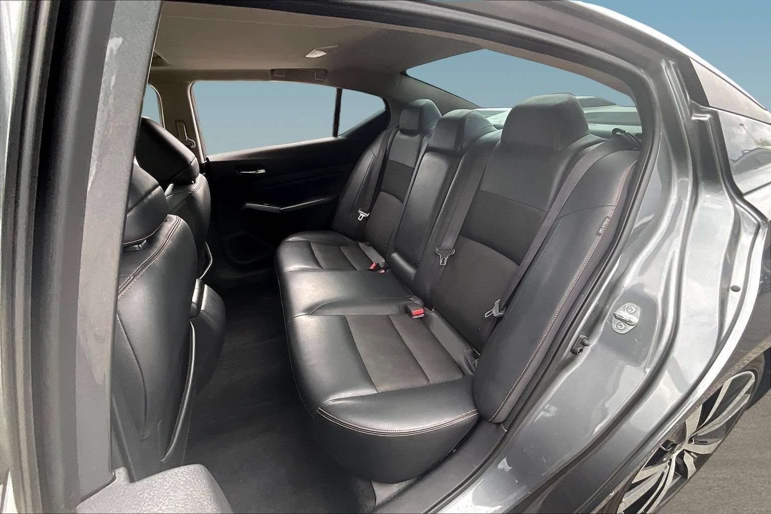 Used 2019 Nissan Altima 2.5 SR w/ SR Premium Package FWD image 17
