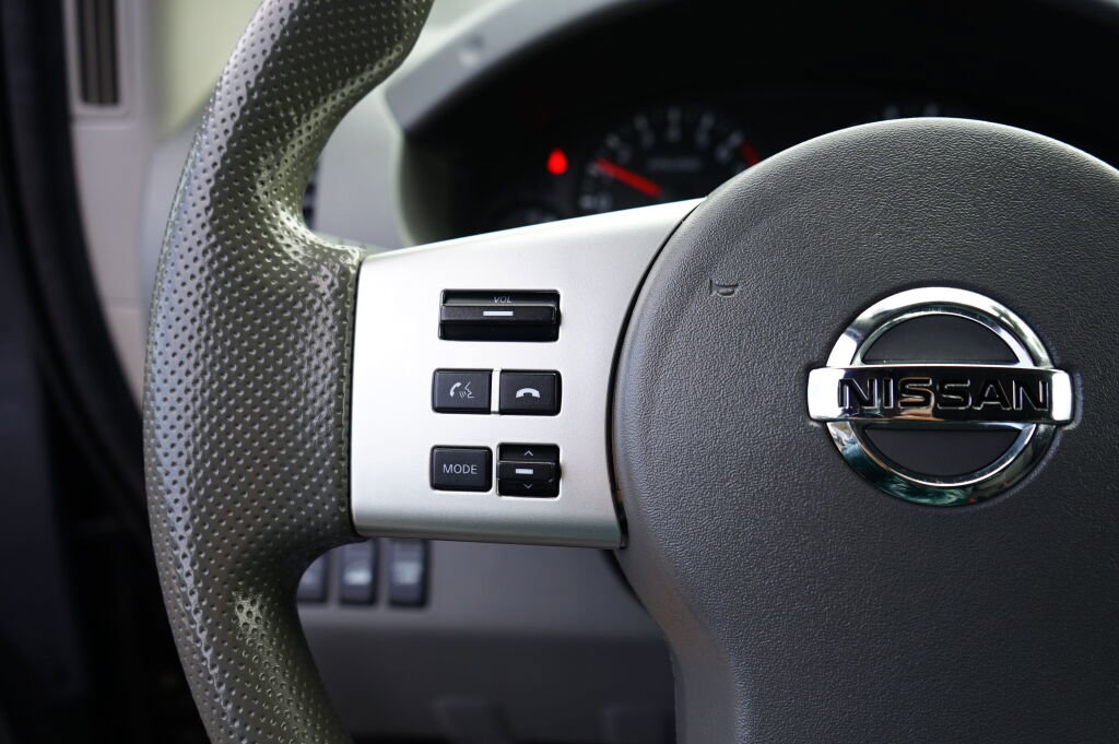 Used 2019 Nissan Frontier SV image 24