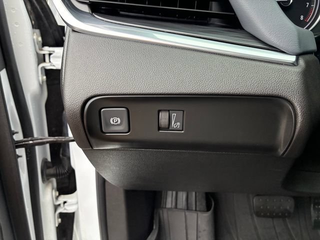 Used 2022 Buick Enclave Essence w/ Experience Buick Package AWD/4WD image 23