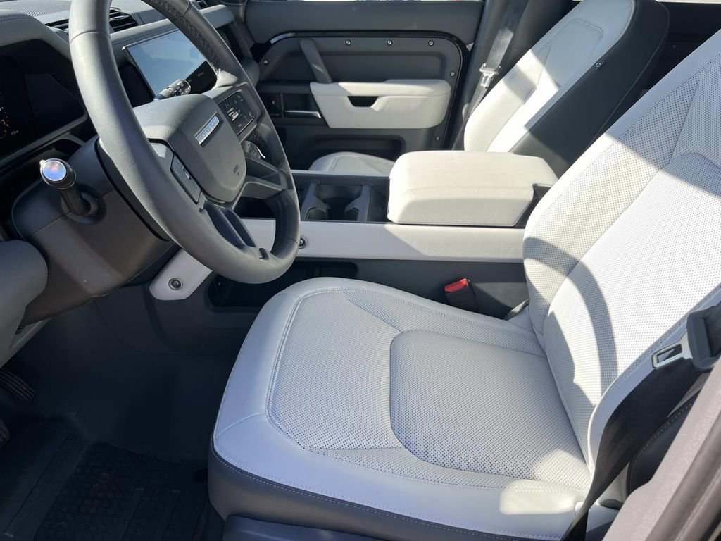 New 2026 Land Rover Defender 110 S AWD/4WD image 12