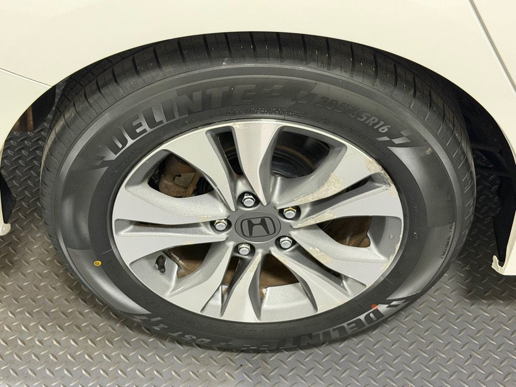 Used 2013 Honda Accord LX image 18