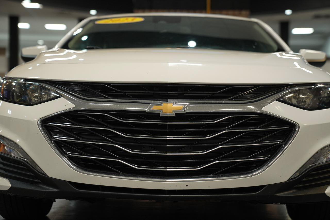 Used 2023 Chevrolet Malibu LT FWD image 4