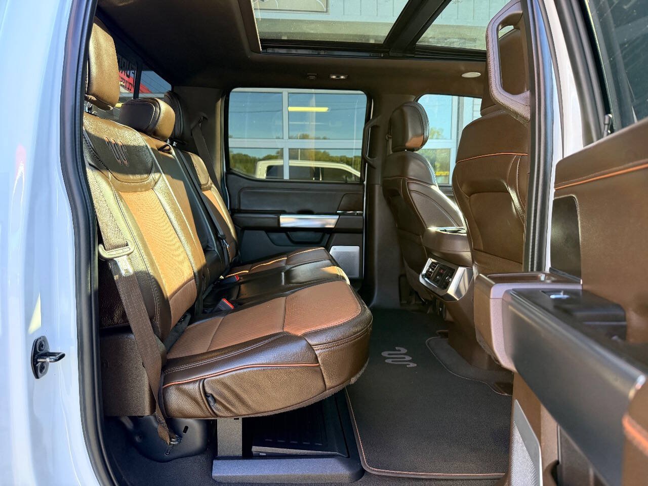 Used 2023 Ford F450 King Ranch w/ FX4 Off-Road Package AWD/4WD image 38