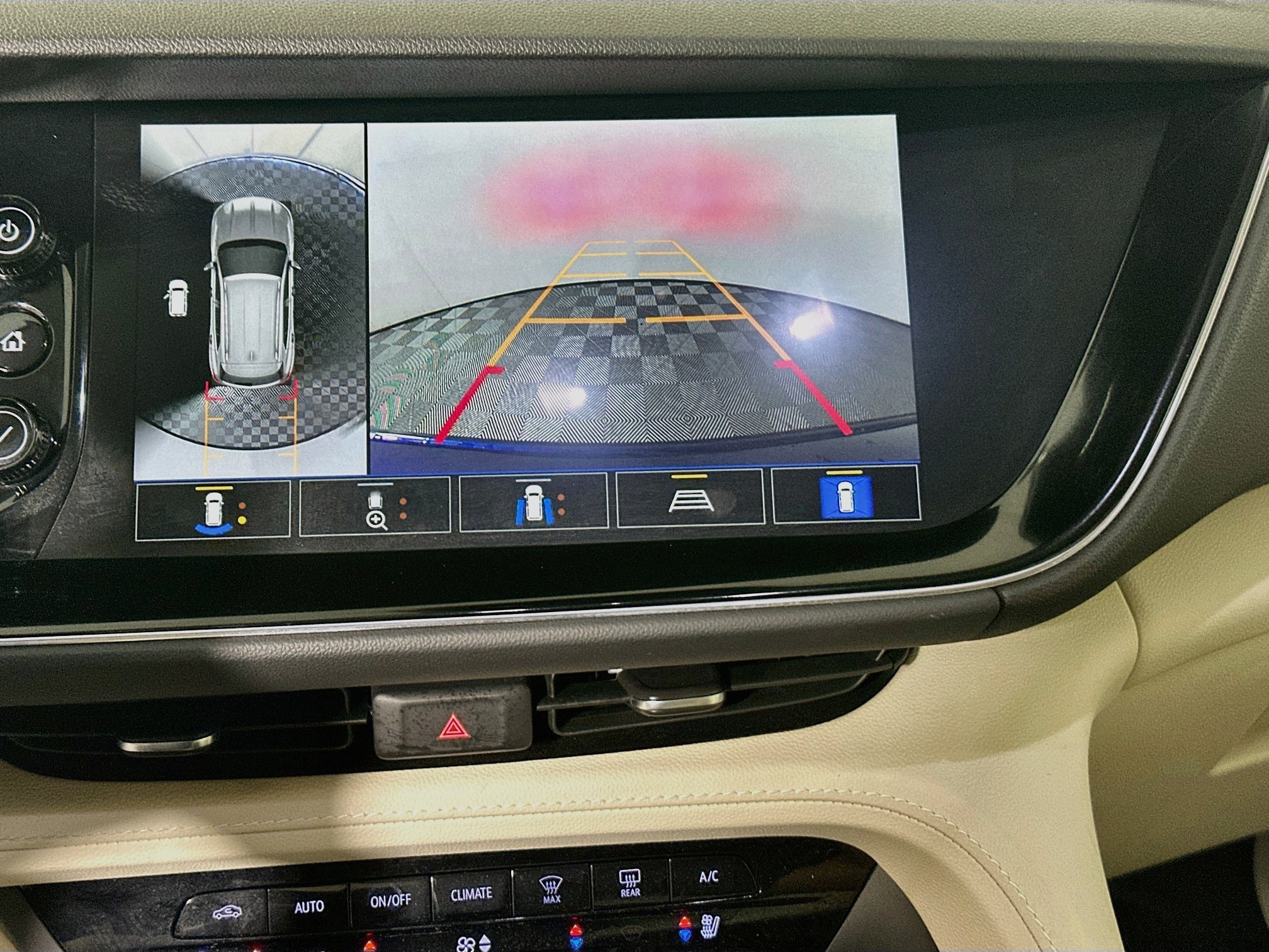Used 2023 Buick Envision Avenir FWD image 25