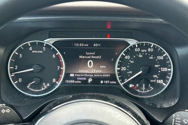 Used 2022 Nissan Rogue SV image 22