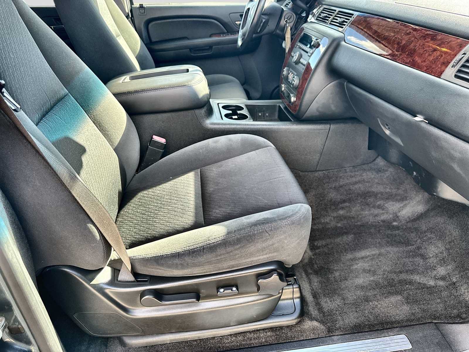 Used 2009 Chevrolet Avalanche LT AWD/4WD image 20