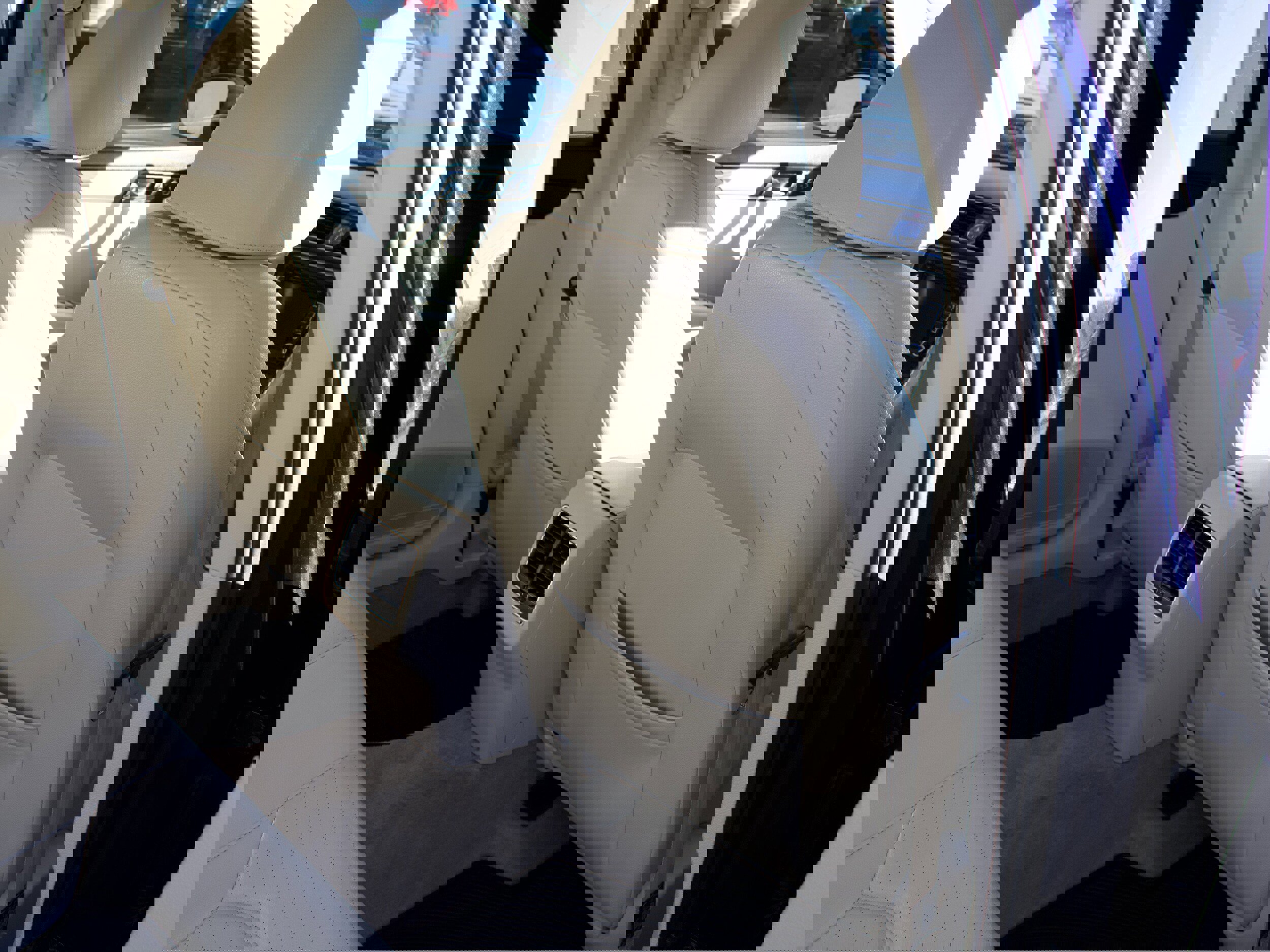 Used 2015 Volkswagen Passat TDI SE image 30