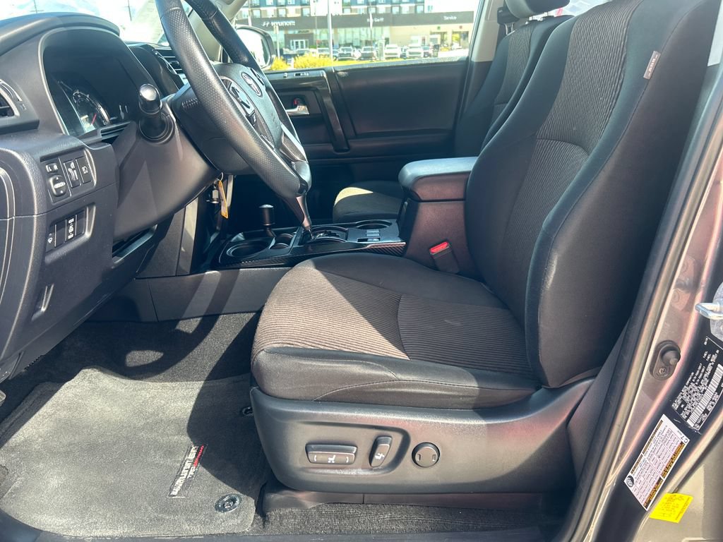 Certified 2020 Toyota 4Runner TRD Off-Road AWD/4WD image 10