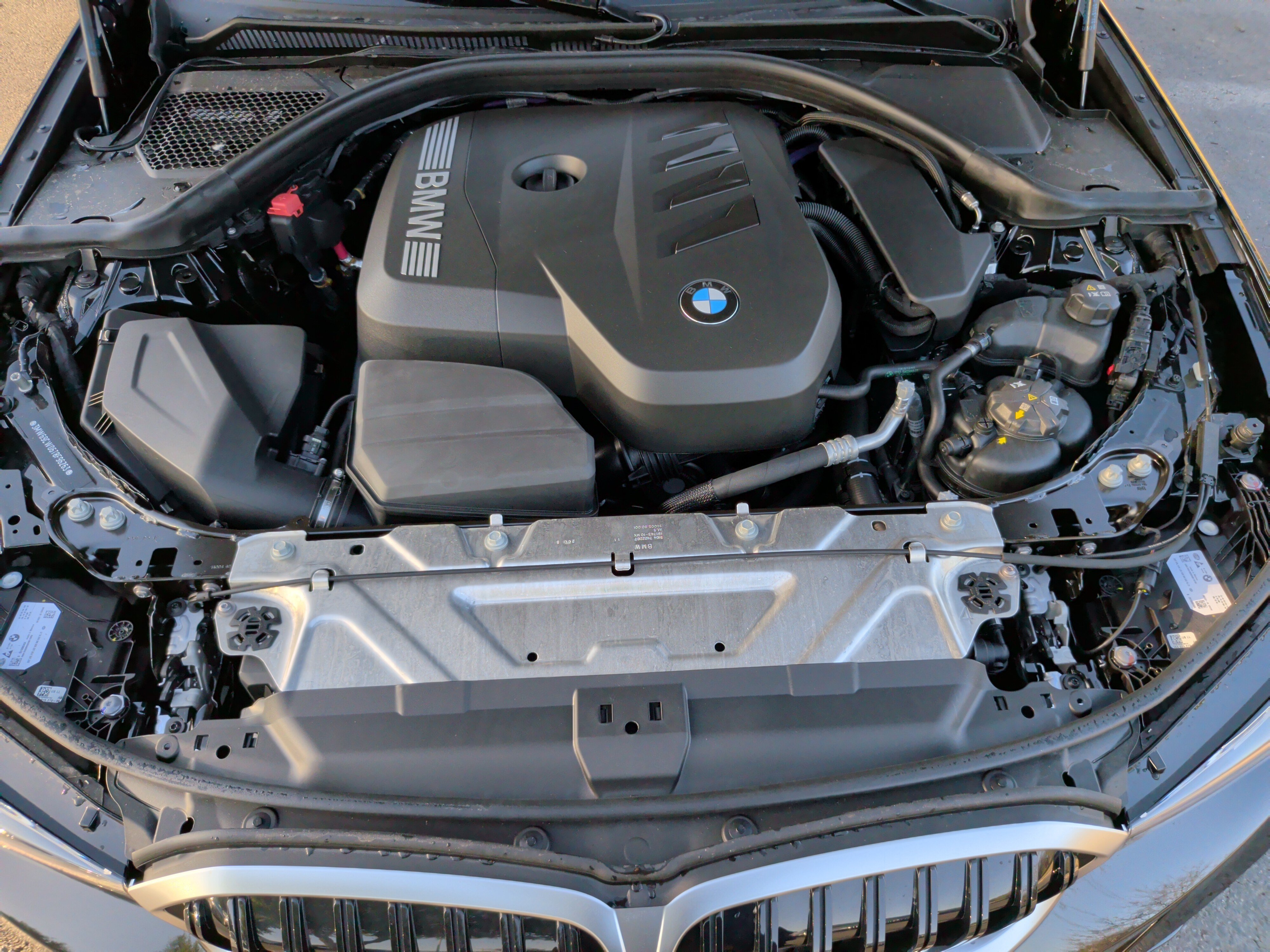 Certified 2026 BMW 330i Sedan w/ Convenience Package RWD image 41