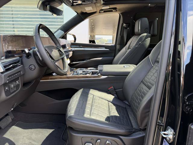 Used 2026 Cadillac Escalade Platinum Sport w/ LPO, ONYX Package AWD/4WD image 20