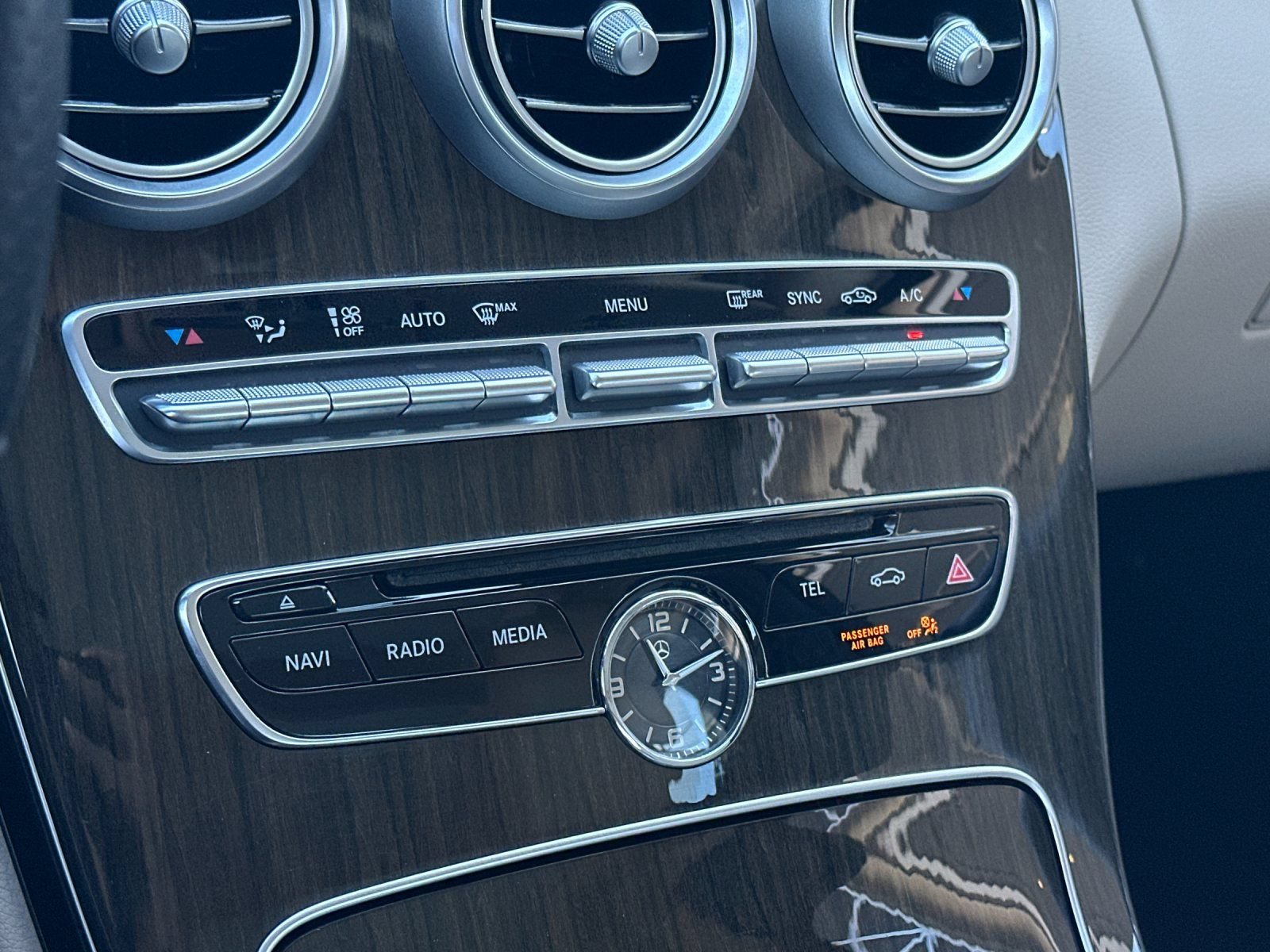 Used 2016 Mercedes-Benz C 300 4MATIC Sedan image 19