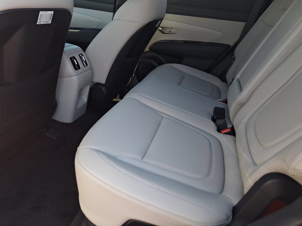New 2026 Hyundai Tucson Limited AWD/4WD image 12