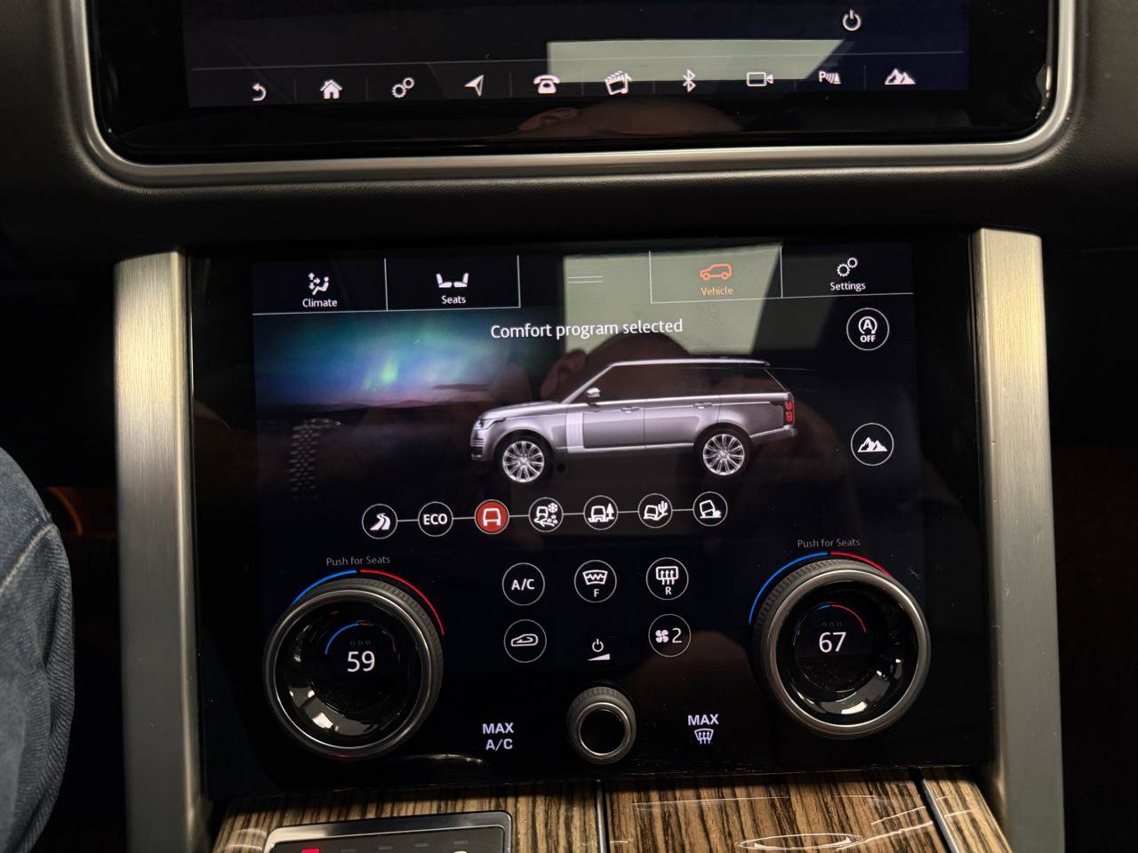 Used 2018 Land Rover Range Rover HSE image 20