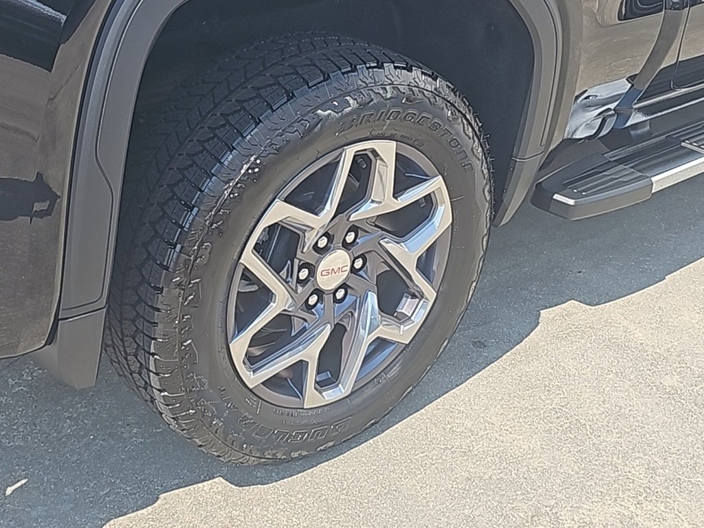 New 2025 GMC Sierra 1500 SLT w/ SLT Premium Plus Package image 8