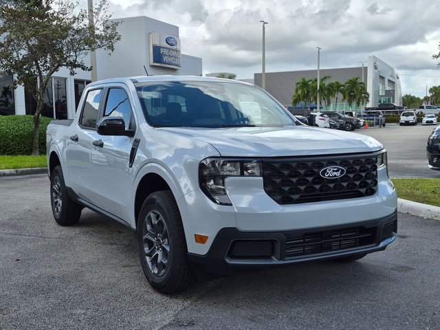 New 2026 Ford Maverick XLT w/ XLT Luxury Package FWD image 6