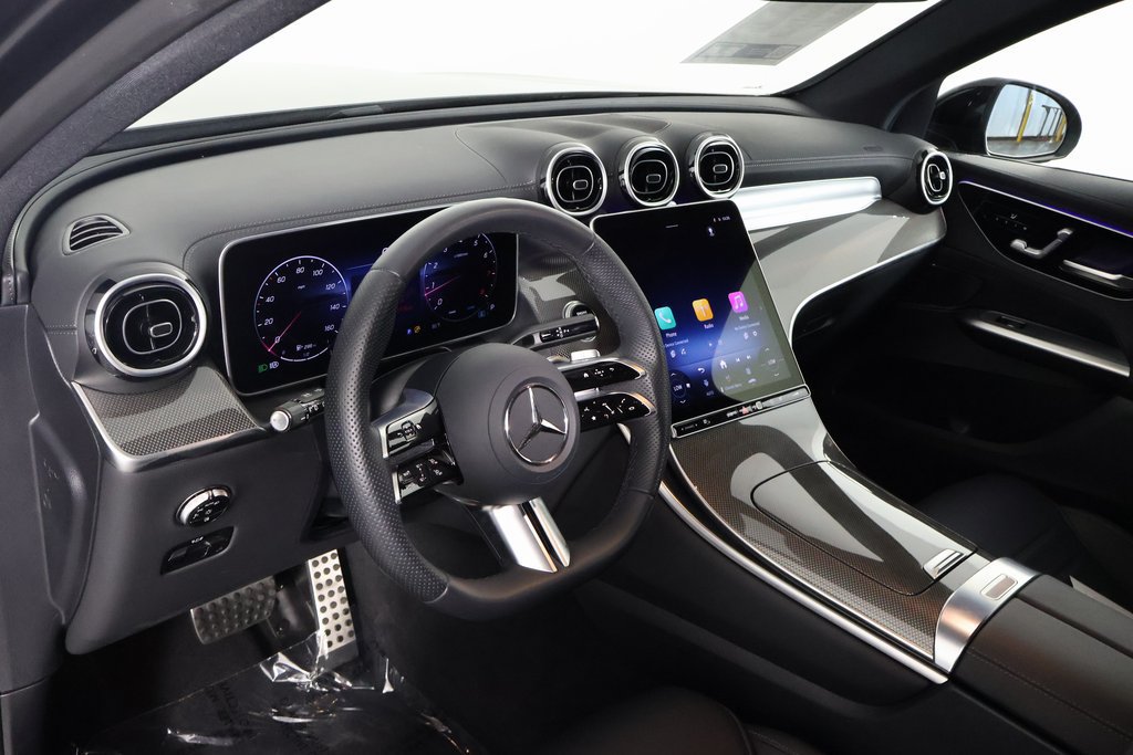 Certified 2026 Mercedes-Benz GLC 300 image 7