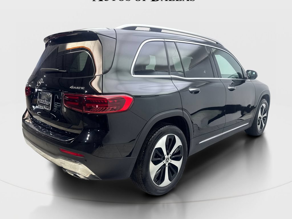 Used 2025 Mercedes-Benz GLB 250 4MATIC image 6