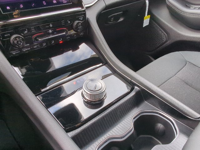 New 2026 Jeep Grand Cherokee Laredo X AWD/4WD image 17