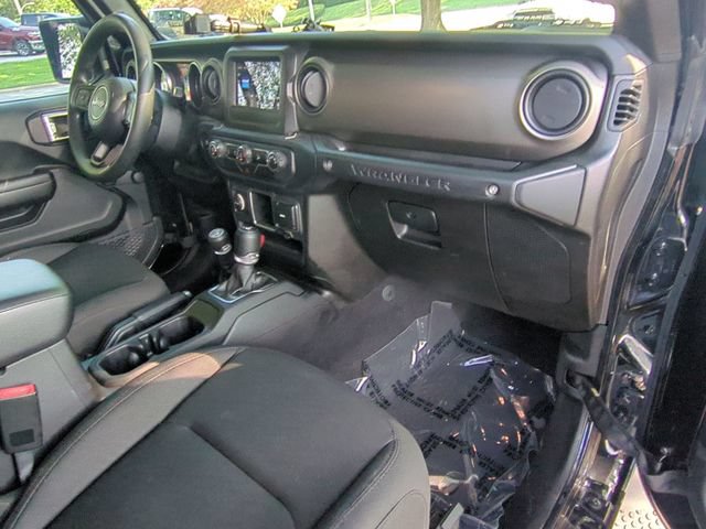 Used 2019 Jeep Wrangler Sport AWD/4WD image 28