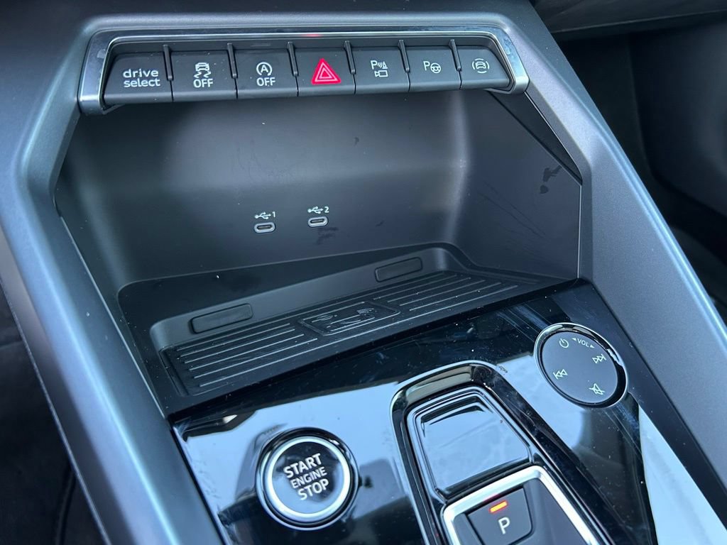 Used 2025 Audi A3 2.0T Premium w/ Convenience Package AWD/4WD image 30