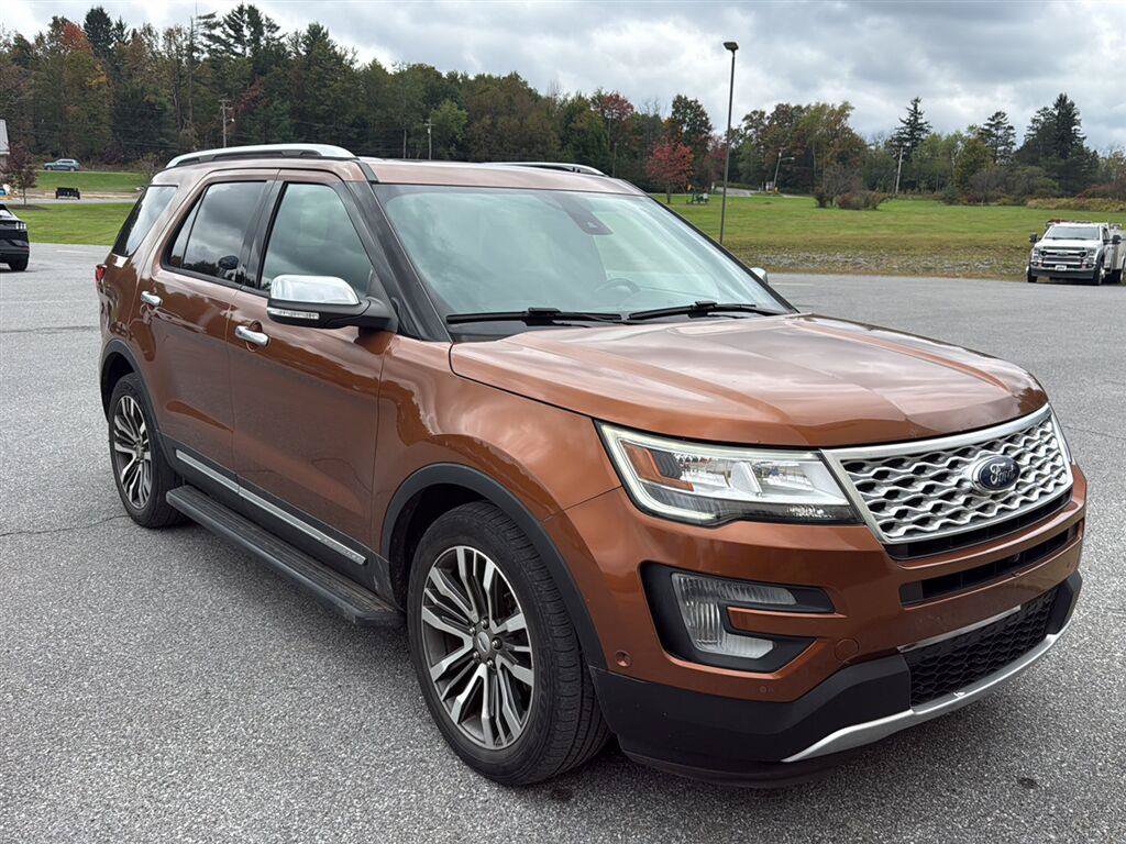 Used 2017 Ford Explorer Platinum AWD/4WD image 1