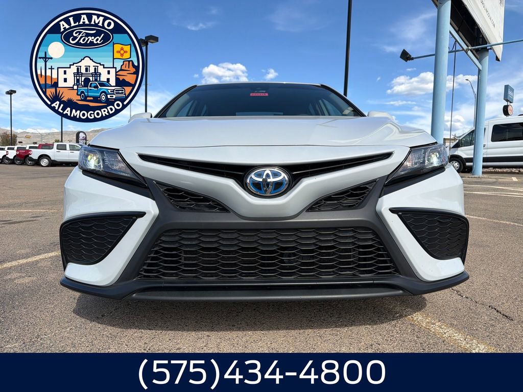 Used 2024 Toyota Camry SE FWD image 8