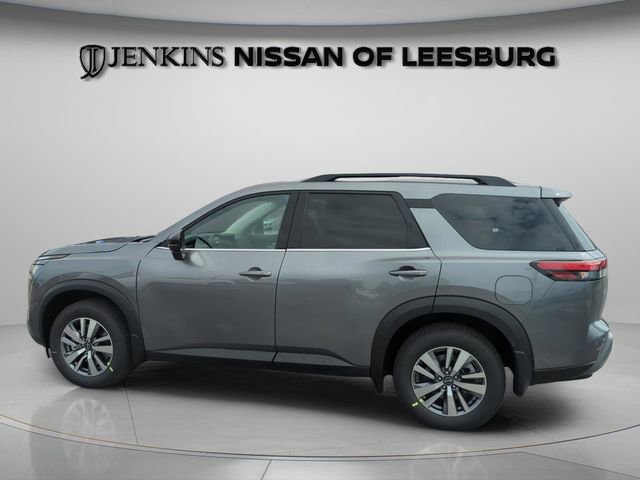 New 2026 Nissan Pathfinder SL FWD image 10