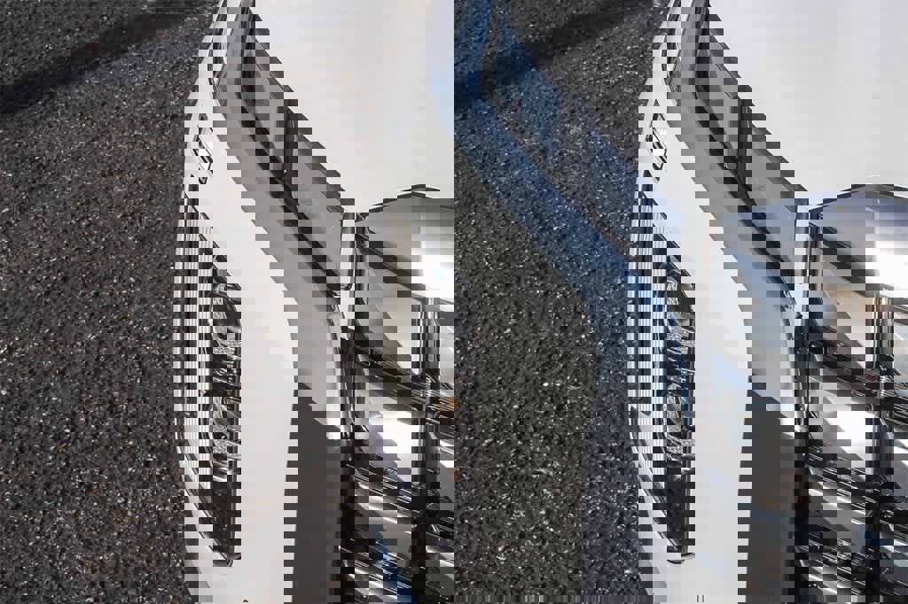 Used 2023 Hyundai Palisade Calligraphy image 13