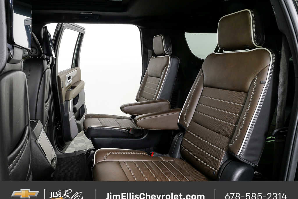 Certified 2025 GMC Yukon XL Denali Ultimate AWD/4WD image 22