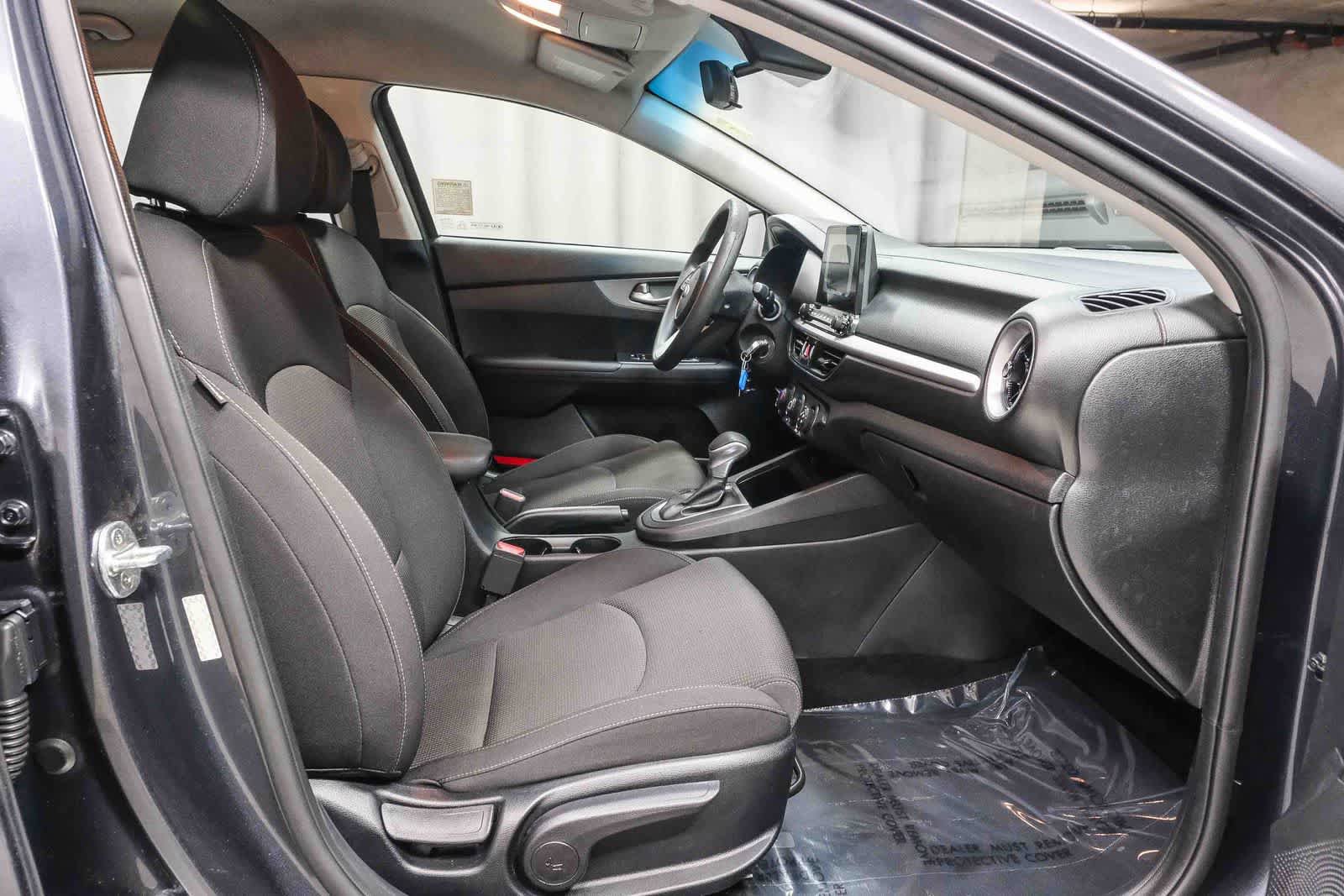 Used 2020 Kia Forte LXS FWD image 20